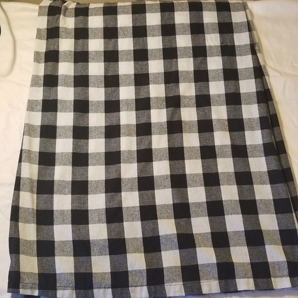 🖤 Plaid Black & White Wide Leg Pants - Picture 2 of 3